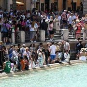 Due euro per 30 minuti: per la Fontana di Trevi potrebbe servire un biglietto