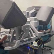 Per i tumori più complessi accanto al chirurgo c’è il robot Da Vinci