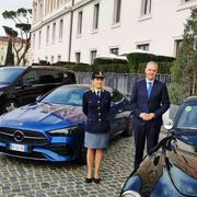 Centomila furti d'auto all'anno ma rubare una Mercedes ora è più difficile