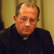 Compito dei teologi è dare voce alla carità