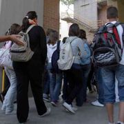 Gli abusi sui bambini, la “saletta”: la brutta storia dell'insegnante arrestata