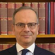 L'Europa non pensi solo alle armi, ma anche al benessere delle comunità