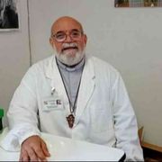 Con padre Vincenzo la Rsa si fa comunità