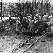 La forza delle donne nell’opporsi al male della Shoah