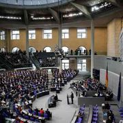 La legge anti-migranti bocciata, la Cdu in pezzi: cosa succede in Germania