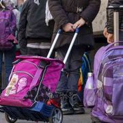 Due genitori sono stati arrestati perché minacciavano la maestra del figlio