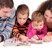 "Mio figlio non legge più". Ma i genitori che esempio danno?