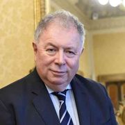 «Si investa su cura e istruzione per tornare a essere un Paese solidale»