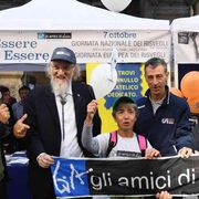 «Le famiglie soffrono con i loro malati, non lasciamole indietro»