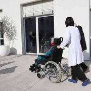 «Non possiamo pagare le cure nelle Rsa». L'allarme delle famiglie dei disabili