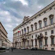 La vita fragile non è meno degna: il dovere della cura