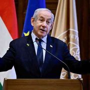 L’ex 007 accusa Netanyahu: «Bugiardo». E a Gaza la strage continua