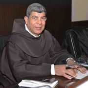 Sotto la Croce a chiedere il dono della pace