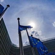 Multe per Apple e Meta, violazioni al Digital Markets Act