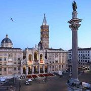 Il legame con Maria che accompagna Francesco nel suo ultimo viaggio