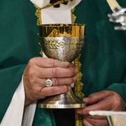 La storia dell'anello di Montini passato a Bergoglio