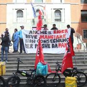 Se restare fermi è tornare indietro: dare futuro al lavoro