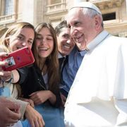 Relazione, verità, semplicità: la comunicazione secondo Francesco