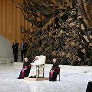 Il Papa: disarmiamo la comunicazione da odio, pregiudizi e fanatismi