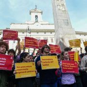 Cittadinanza, ci sperano in 1 milione e 420mila. È il reddito a ostacolarli