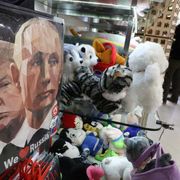 Giornalisti, medici, musicisti: perché la repressione di Putin non si ferma