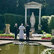 Un Papa nella residenza estiva dopo 12 anni: Leone XIV visita Castel Gandolfo