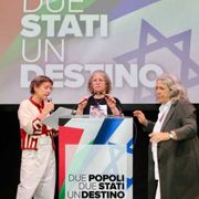 Piazze per Gaza: a Milano i centristi uniti, a Roma i timori e le polemiche