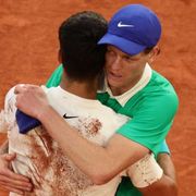 Sinner e Alcaraz: c'è tutto un altro modo di giocarsi la vita