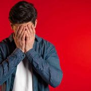 «Come aiutare i giovani hikikomori? Smettiamola con l’idea del maschio forte»