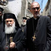 I due patriarchi nell'orrore della guerra: perché essere a Gaza è un dovere