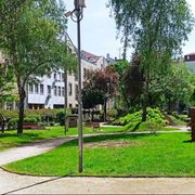 Parchi tascabili e salotti verdi per mitigare il calore urbano