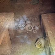 Scoperta nel Lazio una tomba etrusca con i resti di quattro persone