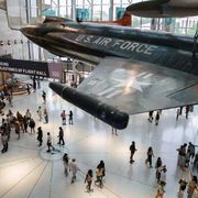 Dopo le università ora tocca ai musei: Trump “commissaria” lo Smithsonian