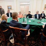 Meloni: «La nostra forza è l’unità». I leader Ue: «Garanzie ferree»