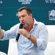 Salvini attacca Macron sull'Ucraina: nuovo scontro diplomatico Italia-Francia