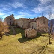 Creato, silenzio, “digital detox”: chi va in vacanza negli eremi