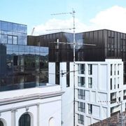 Come è successo che a Firenze un cubo abbia preso il posto del Teatro comunale