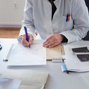 Balzo di domande per fare il medico di base. E si può aprire prima lo studio