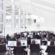 La parabola discendente di Yoox, da “unicorno” ai licenziamenti