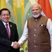 Myanmar, si avvicinano le elezioni e l'esercito avanzata: altre stragi