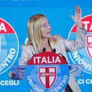 Meloni all'attacco: così l'omicidio Kirk ha acceso lo scontro politico