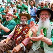 Ecco Pontida 2025: nel nome di Kirk, tra radici nordiste e Opa di Vannacci