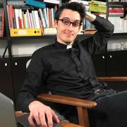 Don Ravagnani, spot social e critiche: cosa conta per un don e per la Chiesa