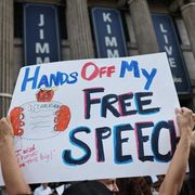 La guerra delle parole e i veri confini da difendere