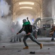 La guerriglia urbana ha tradito le ragioni di una mobilitazione