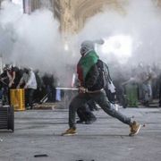 Dialogo con un ragazzo in piazza per Gaza e il no allo scontro. Fermiamoci