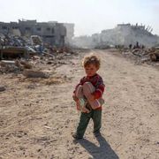 Primo: fermare l'inutile strage. Poi si corregga il piano Trump