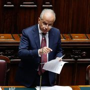 Piantedosi: «In crescita l’antisemitismo. Sicurezza dei cortei, si studiano misure»