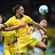 Serie A, per giocare adesso si deve volare fino in Australia