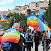 Lotti: «Oggi in marcia da Perugia ad Assisi per diritti umani e legalità»